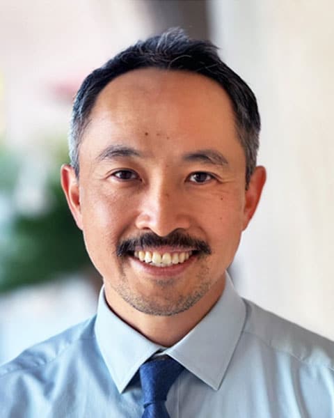 a picture of endodontist Dr. Tung B. Bui